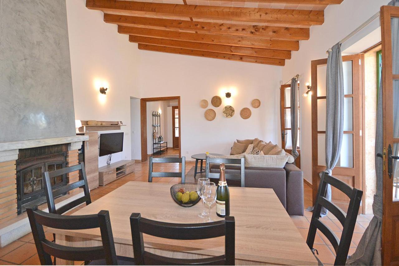 Villa Calderitx อาริอานี ภายนอก รูปภาพ